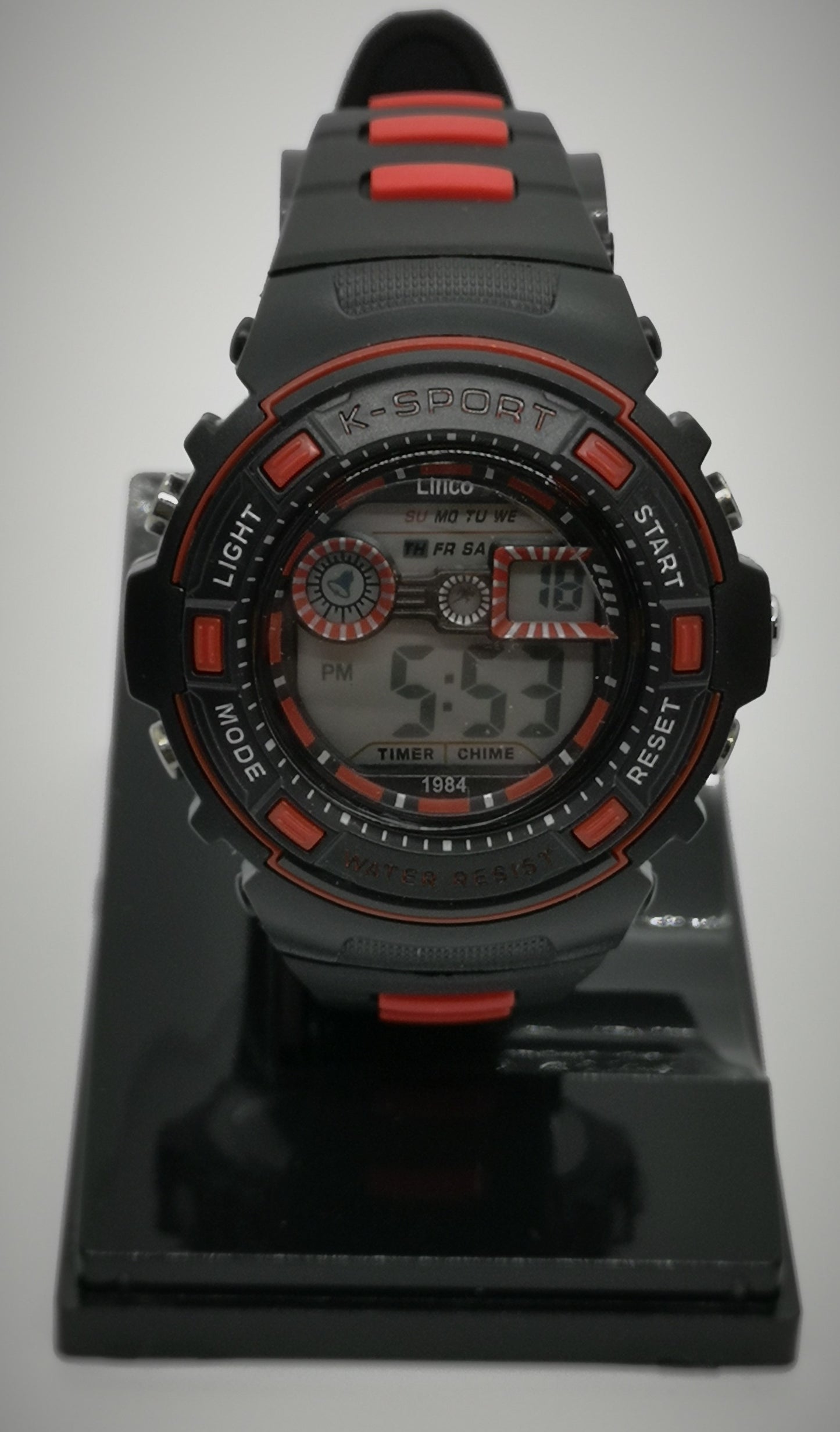 Digital red and black small 3.5cm face water resistant